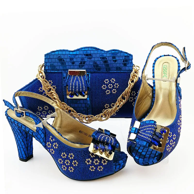 Новинка комплект из женских свадебных туфель и сумочки в итальянском стиле цвет