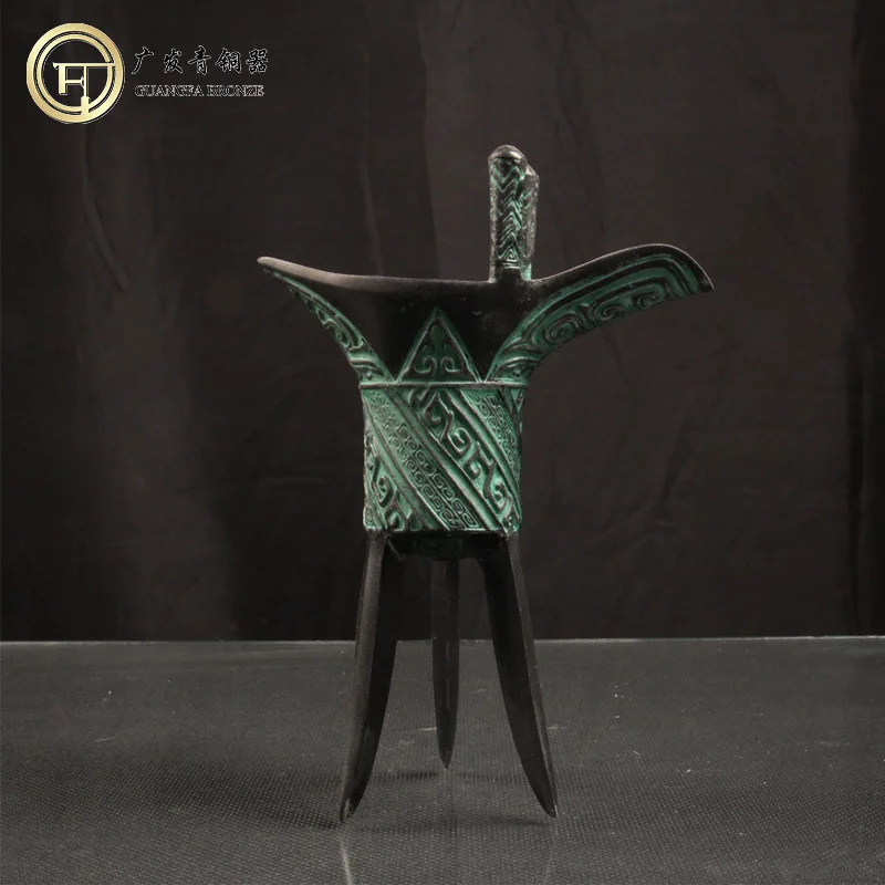 Рисунок 3 - Античная коллекция винная бутылка