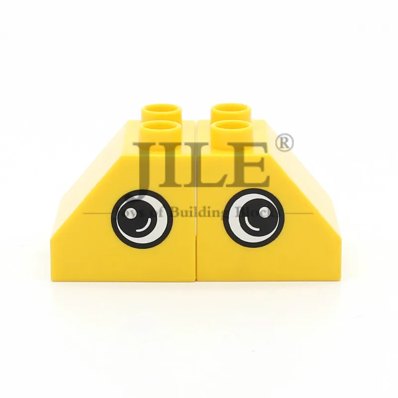 

Big Size Building Blocks Brick 2x2 Slope 45 with Eyes 6474 Bulk Large Particles DIY Compatible Assembles Kids Toy Gifts