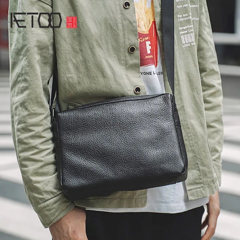 

AETOO Top layer cowhide zipper shoulder bag, fashion square leather men's bag, leather retro messenger bag