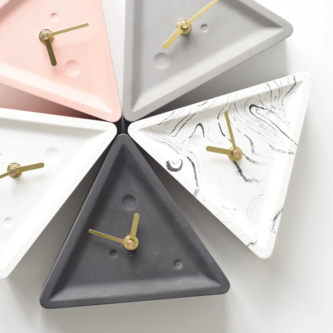 Простая современная модель в скандинавском стиле мягкие настольные бесшумные