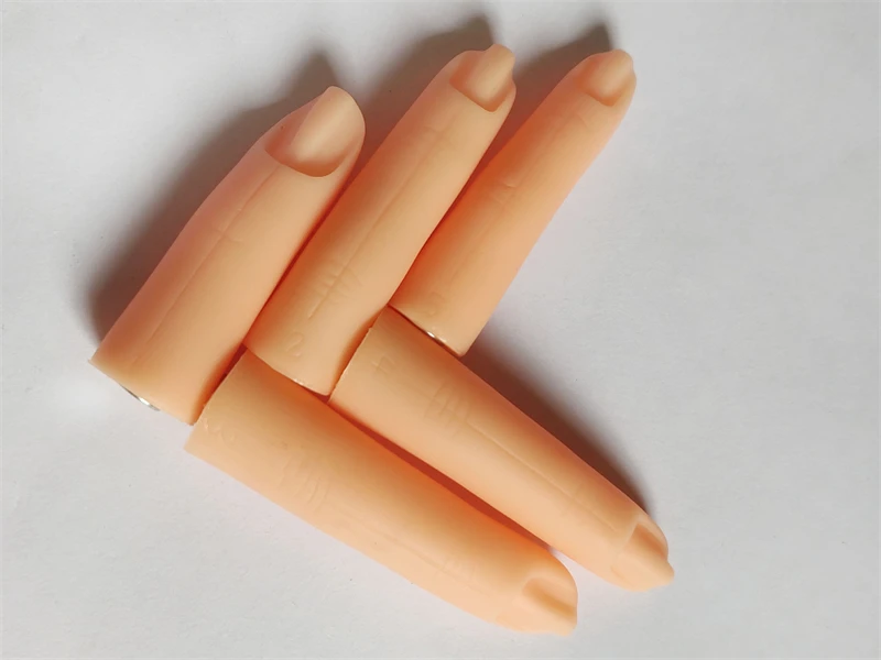 

5pcs Practice Finger Manicure Practice Hand Nail Tips Fake Nails Acrylic Gel Manicure Salon Tools