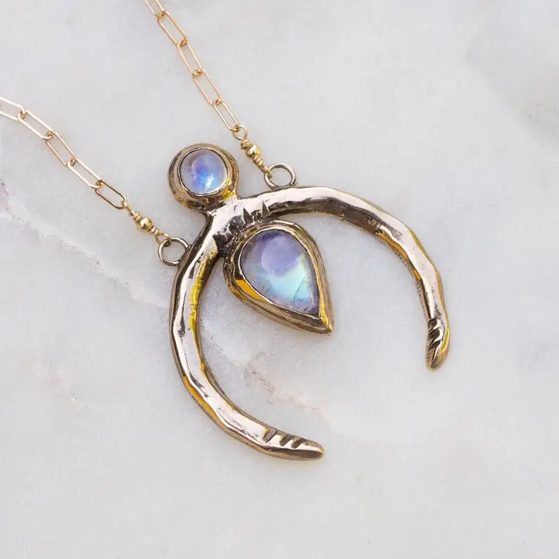 

Boho Female Moon Pendant Necklace Charm Silver Color Chain Necklace Dainty Water Drop Moonstone Wedding Necklaces For Women