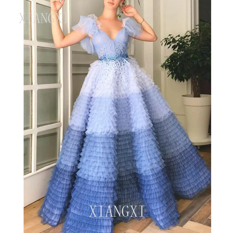

2020 Couture Ombre bleu Robe de soirée en couches Tulle élégant soirée Robe formelle col en V à manches courtes bal robes de soi