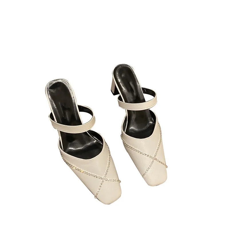 

2021 Women Slippers Fashion Mules Slippers Sandals Shoes For Woman Thick Heels Female Slides Luxury Rhinestone Female Slippers