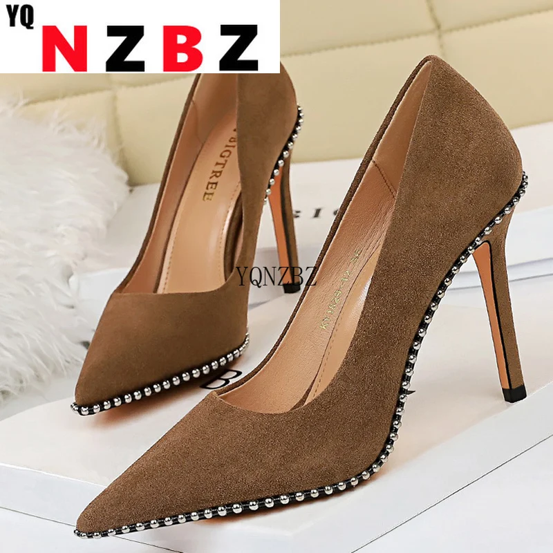 

2022 Fashion Women Khaki Black 10.5cm Extreme High Heels Pumps Suede Scarpins Stripper Rivets Club Heels Party Shoes Plus Size