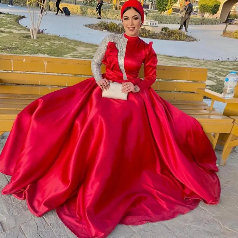 

Red A Line Satin Muslim Evening Dresses High Collar Long Sleeve Sequine Arabic Dubai Formal Evening Gown Plus Size Prom Dress
