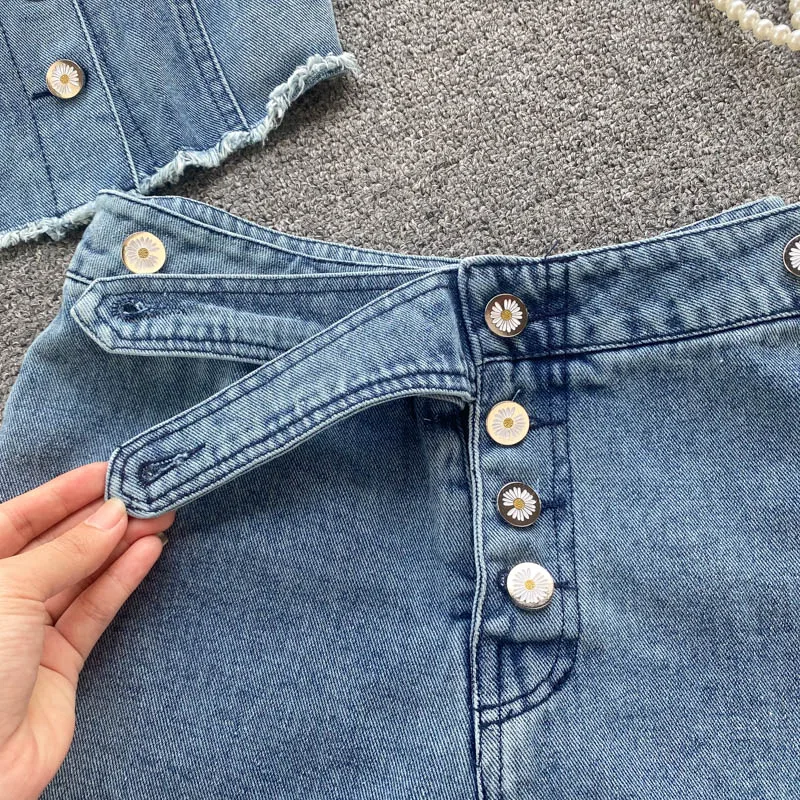 

Summer Women's New Fashion Sexy Hollow Out Short Sleeve Denim Shirts Tops + High Waist Shorts Two Piece Sets Outfits S726