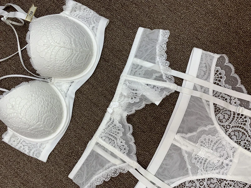 Sexy Lace Bra+ Panties+ Garters Set Underwear Push Up Bra Thick Padded Backless Bandage Bra A B C D Cup Women Lingerie