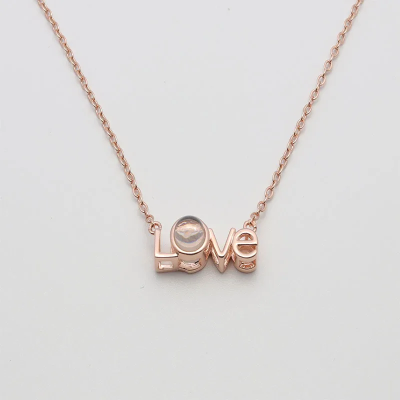

I love you Necklace 100 languages fashion, chain, chain, voice, net, live, tiktok, wholesale, factory, wholesale.