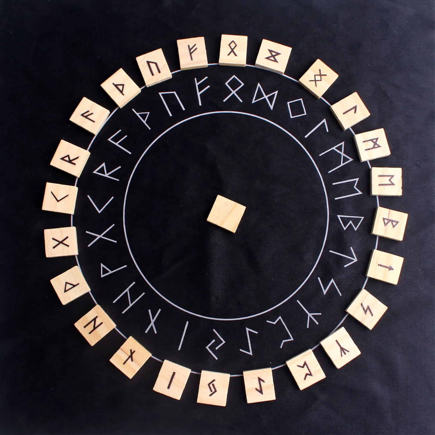 25 шт. натуральная мини квадратная деревянная Руна куб руны гадания Гадкий алтарь