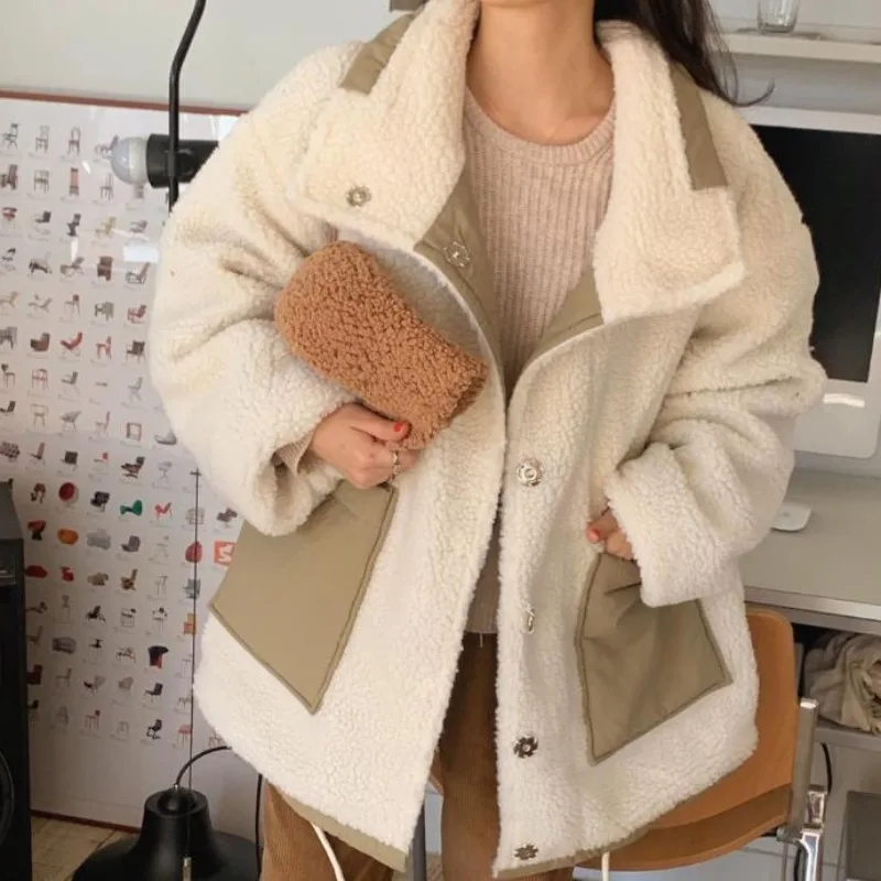 

Женская зимняя куртка в Корейском стиле ретро с отложным воротником и карманами из овечьей шерсти
