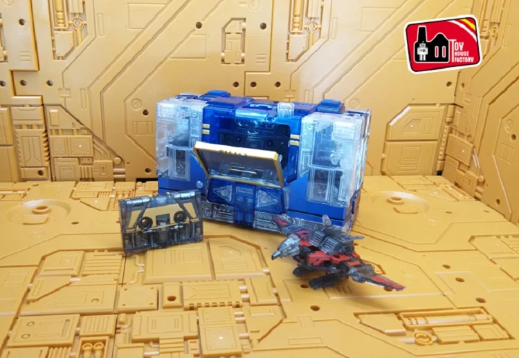 Трансформация G1 THF THF01J THF01-J Soundwave лента walkman MasterPiece MP13 негабаритных 23 см аниме фигурка робота детские игрушки