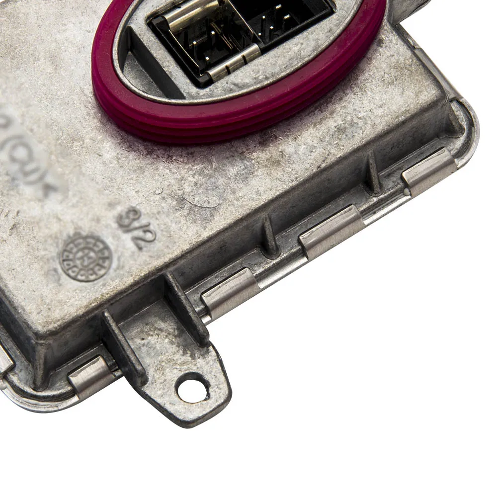 

Xenon Controlador for Mercedes W156 W176 A1669002800 Q03 130732931201