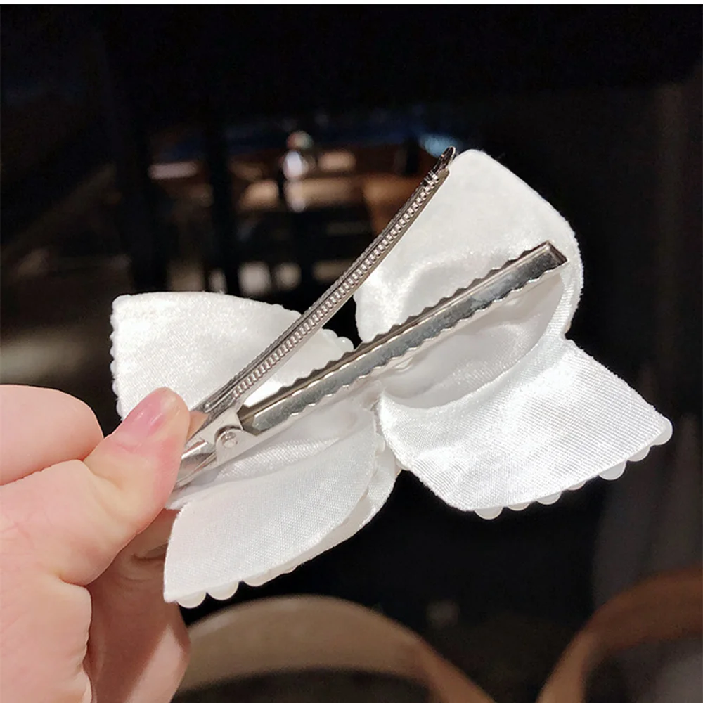 Банты для волос с белым жемчугом и зажимами девочек детские бутиковые