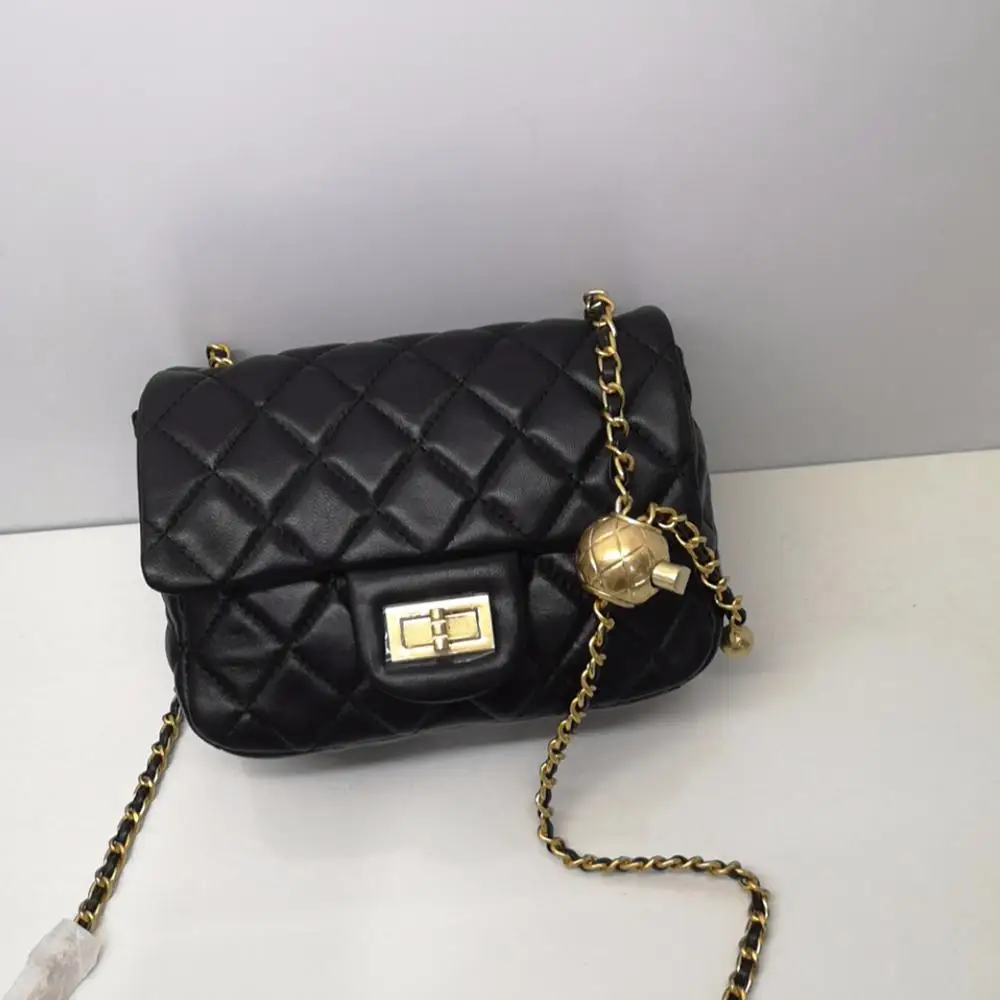

free shipping 2020 the new style diamond lattice genuine leather sheepskin women one shoulder bag crossbody bag 2 color 18cm