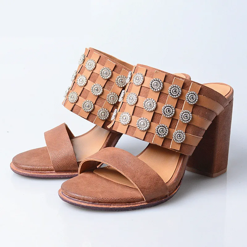 Женские сандалии-гладиаторы с заклепками и шипами Тапочки на высоком массивном