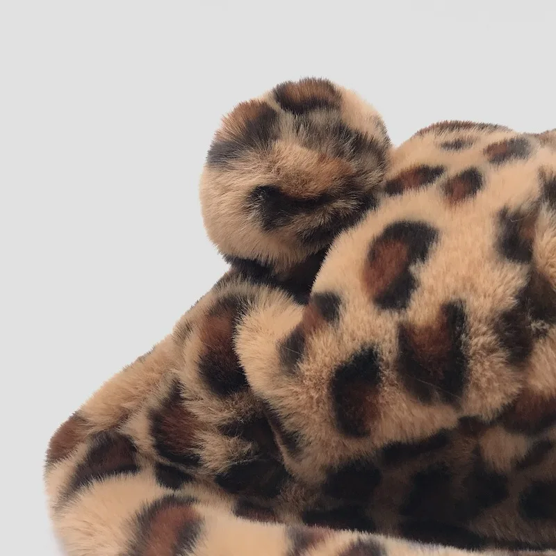 Панама женская зимняя с леопардовым принтом модная плотная теплая шапка ушками