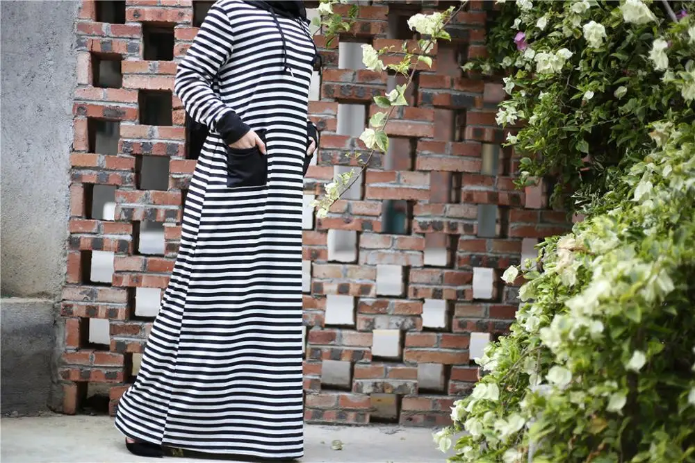 

Muslim Striped Abaya Maxi Dress Hoodies Inner Cardigan Loose Full Kimono Long Robe Gowns Jubah Middle East Ramadan Arab Islamic