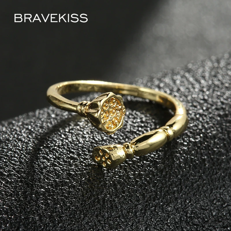 Кольцо женское открытое с лотосом золотистое гальваническим покрытием |