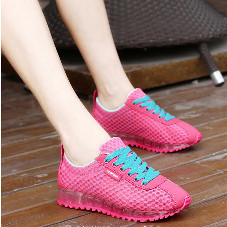 Cheap 2021 Women Tennis Shoes Ultra-Light Outdoor Fitness Sports Female Jogging Sneakers Comfort Trainers Soft Tenis Mujer