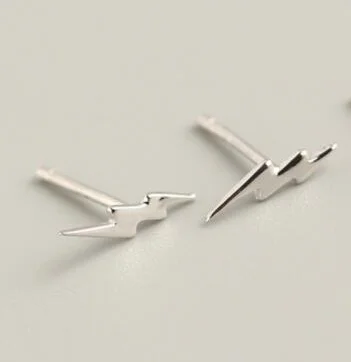 S925 Женские серьги, 925 пробы, серебро, молния, серьги-гвоздики, модный стиль, для девушки, гламурные серьги, модные элементы, ювелирное изделие - Окраска металла: S925
