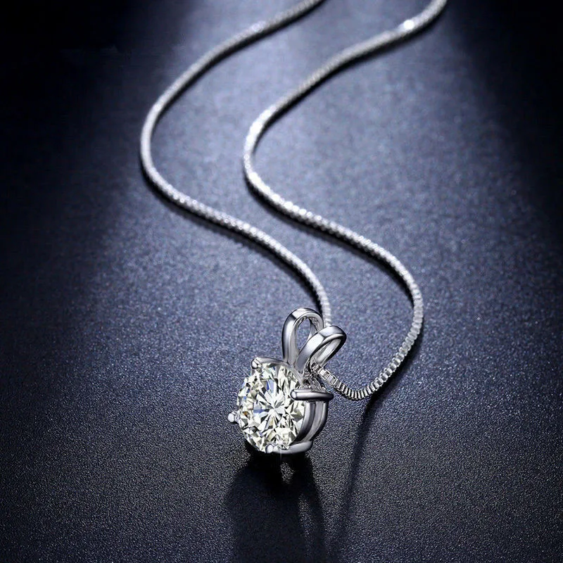 

Eight Hearts and Eight Arrows Zircon Pendant Four Claw Necklace Simple Fashion Temperament Trend Clavicle Chain Women's