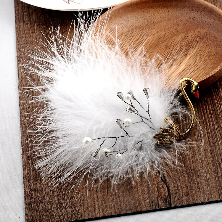 Лебедь жемчуг брошь для женщин белый и черный страусиное перо милый шарф Пряжка