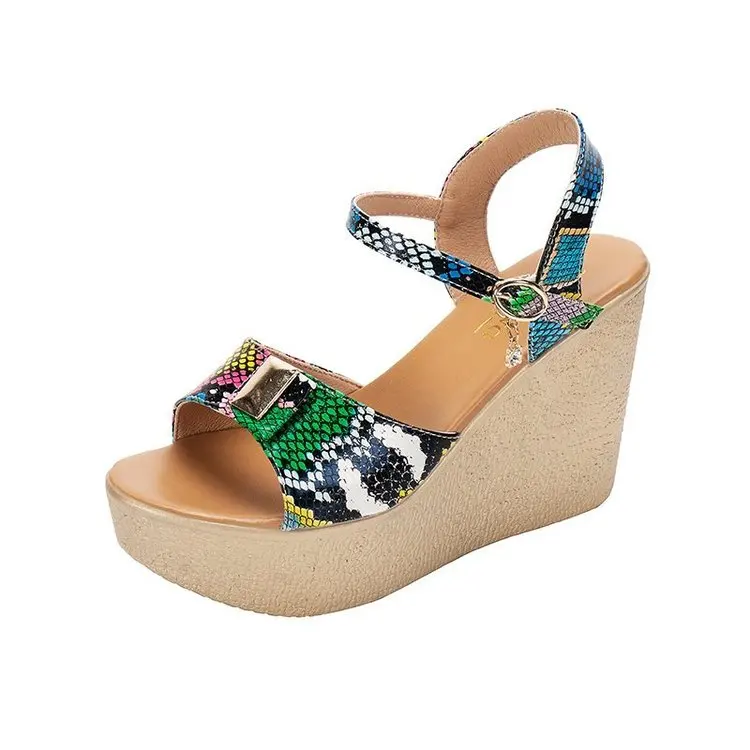 

2021 Summer Clogs Wedge High Heel Sandal for Women Female Shoe Muffins shoe Platform High-heeled Girls Beige Comfort Fashion Fla