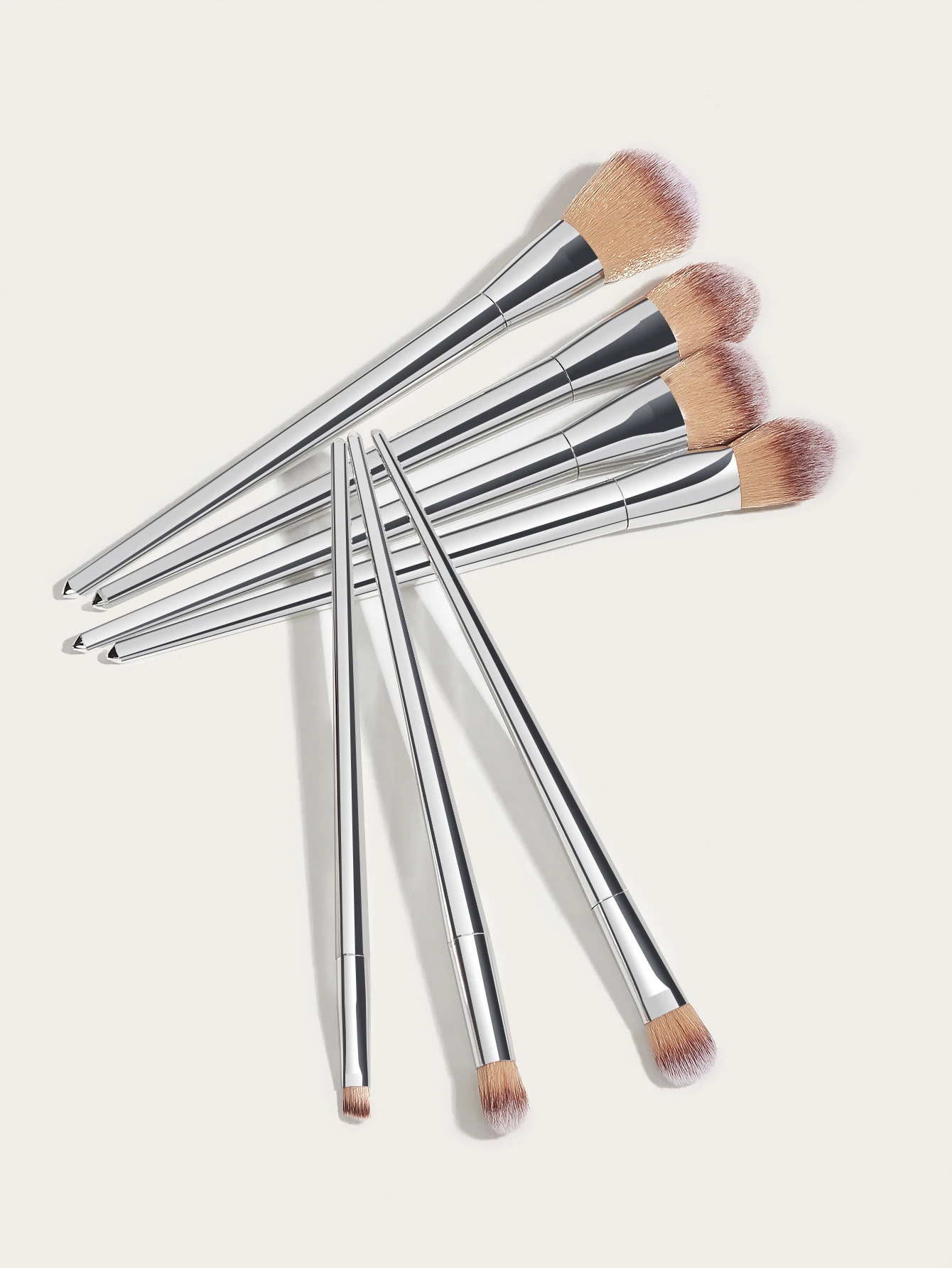 

7 шт., набор серебристых кистей для макияжа бровей