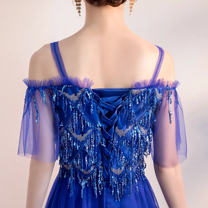 Женское длинное платье из фатина красное для выпускного вечера с блестками