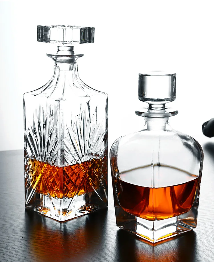 

luxury top quality crystal glass lead-free whiskey decanter for liquor or scotch bourbon wine 200827-01