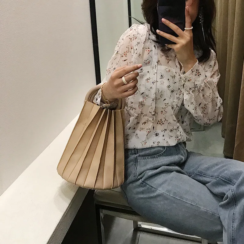 Плиссированная сумка-ведро INS модная женская сумка круглое кольцо с деревянной