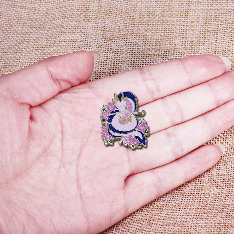 Унесенные призраками Хаку блеск штырь отворотом волшебный Брошь дракон Ghibli