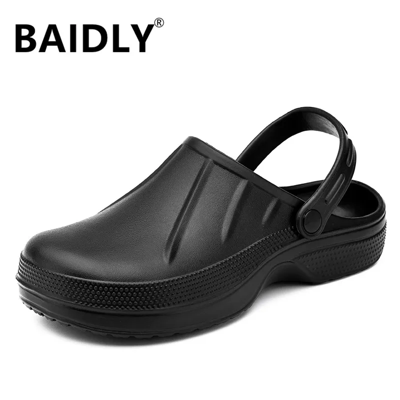 

Men Sandals Oil-proof Kitchen Shoes Chef Multifunctional Restaurant Garden Waterproof Safety Work Shoes Unisex Beach Slippers
