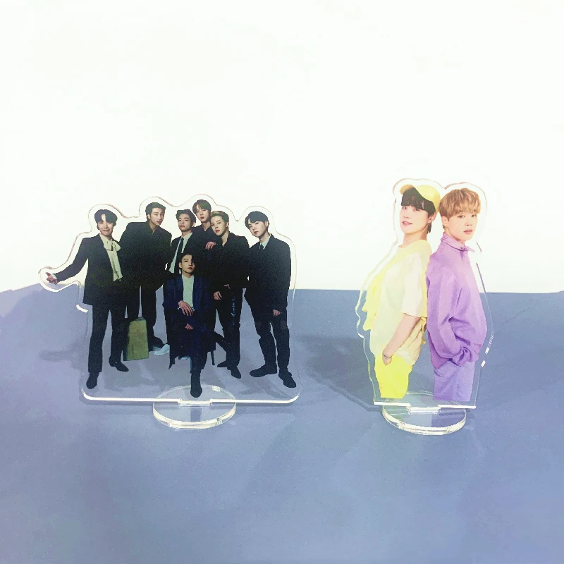 

Группа Kpop, прозрачные Bangtan Boys, масляная вечеринка, T-фигурки, стоячая настольная станция, фирменная статуя, настольный декор, акриловая подст...