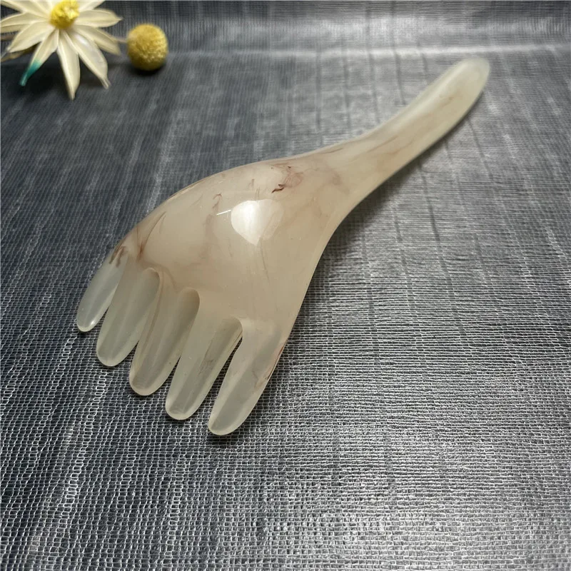 

Five-tooth Resin Beeswax Scraping Comb For Head Waist Back Legs Gua Sha Massager Combs Scrape Therapy Acupoint Acupressure