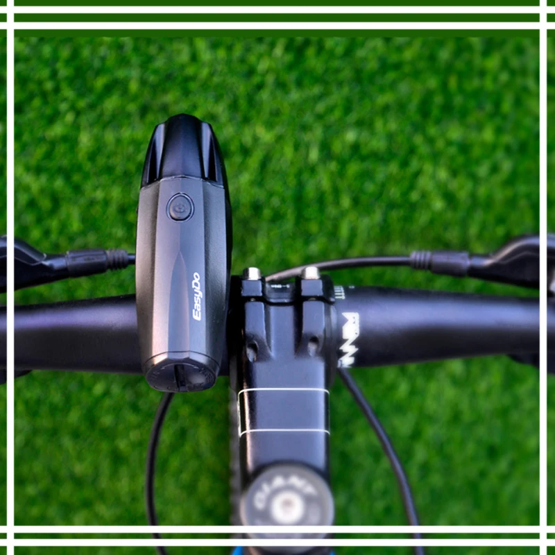 

Etook Bicycle Light Waterproof USB Rechargeable Bike Light 5W 2200mAh 500 Lumen Tool free installation Bicycle Accessories