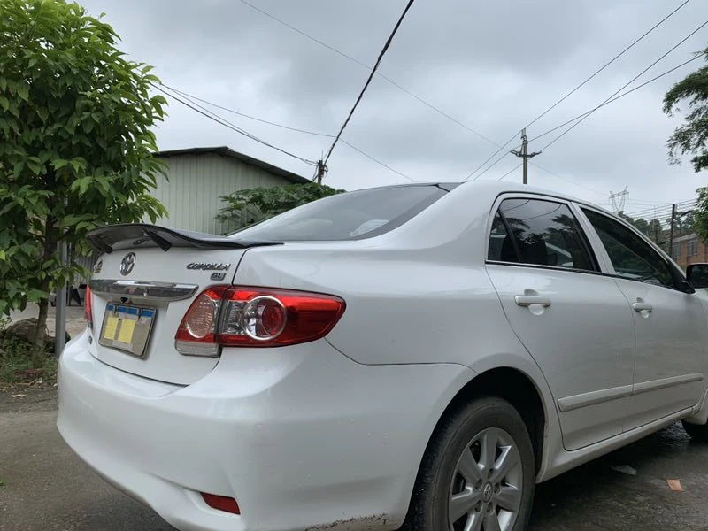 Использовать для Toyota corolla спойлер 2006 07 08 09 10 11 12 13 лет Глянцевая углеродное волокно/FRP заднее крыло R стиль спортивные аксессуары