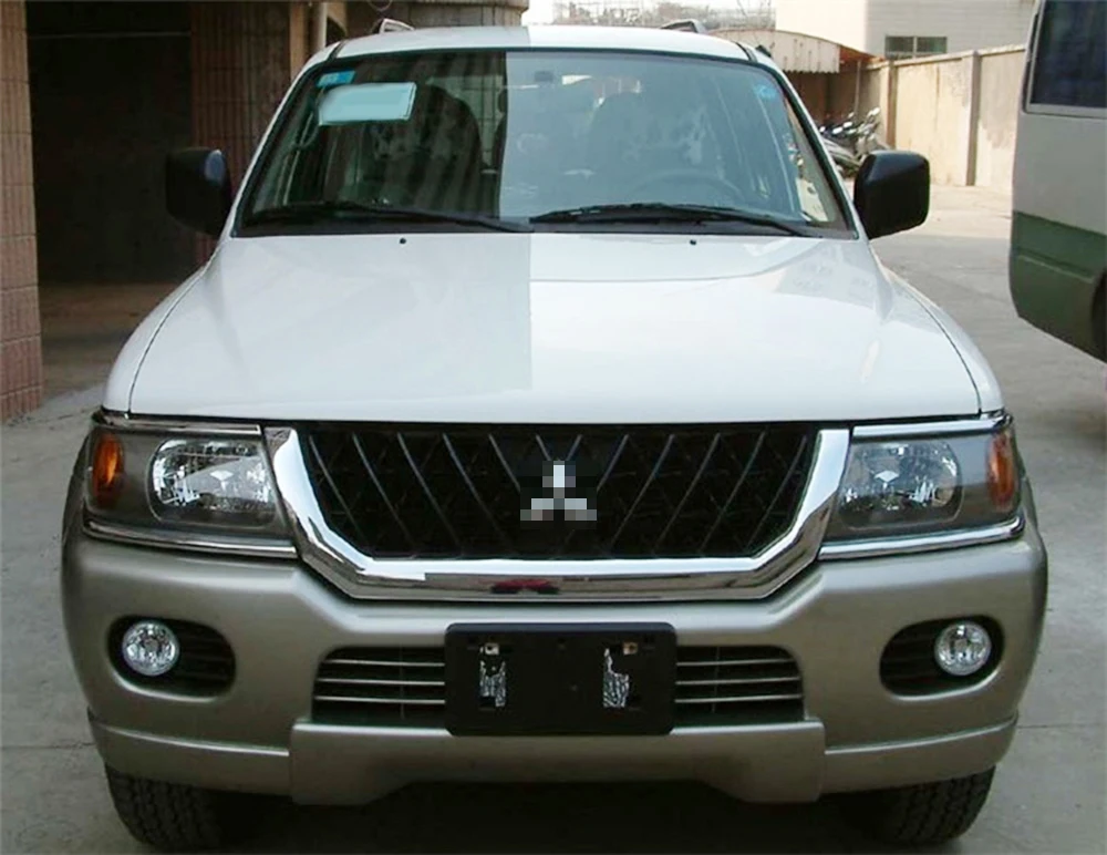 Налобсветильник фонарь для Mitsubishi Sport Pajero Race сменный передний светильник