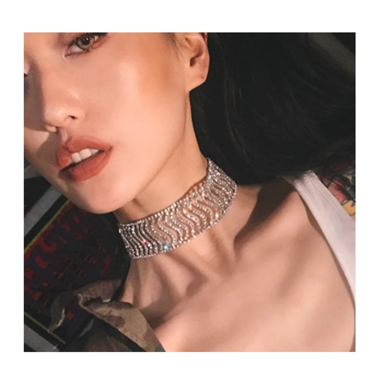 Прямая поставка Bling, со стразами и кристаллами чокер колье массивные золотые серебряные цвета Короткие ювелирные изделия для женщин - Окраска металла: Платиновое покрытие