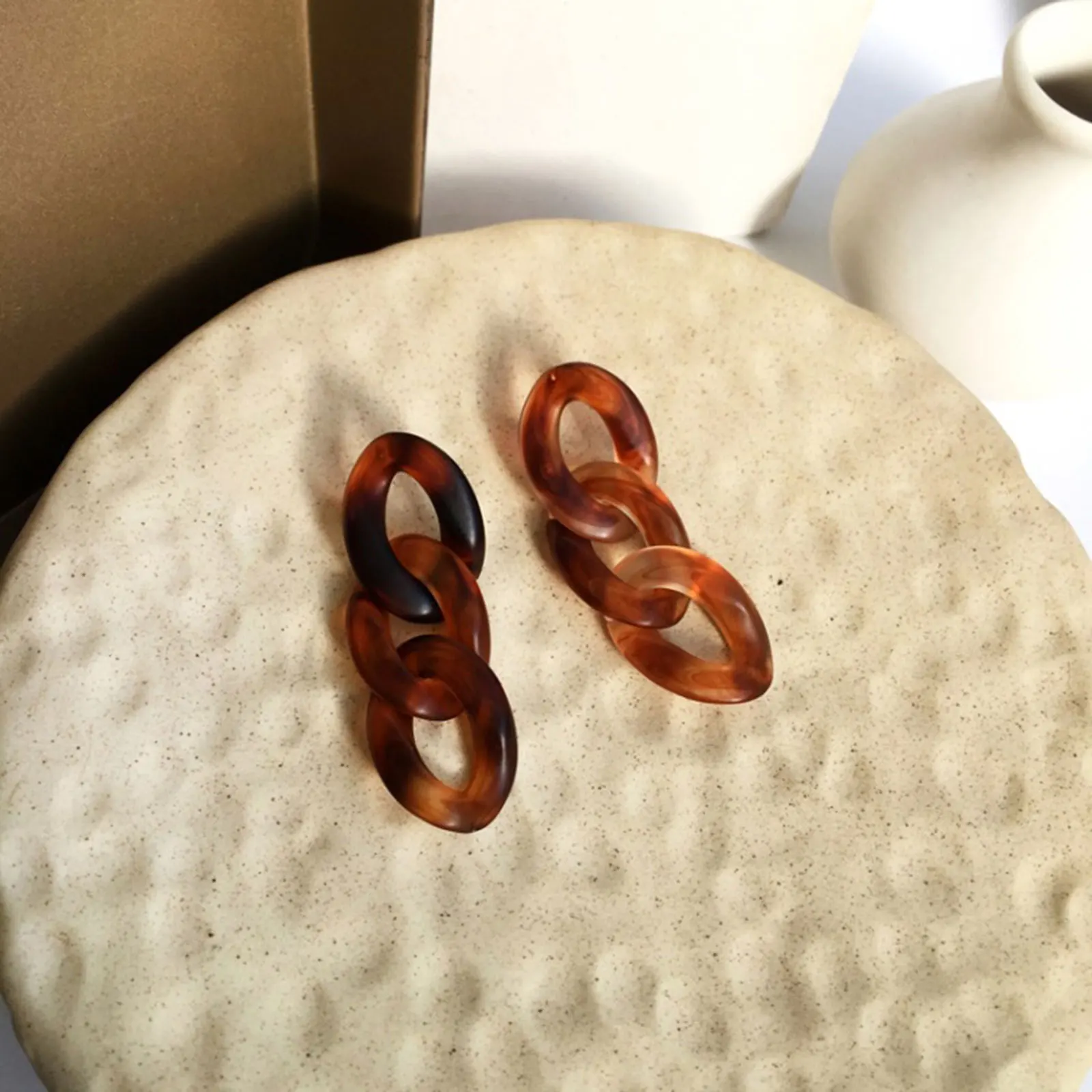 

8Seasons Fashion Acrylic Link Chain Drop Earrings Multicolor Oval Punk Style Women Party Club Earrings Jewelry 60mm x 20mm,1Pair