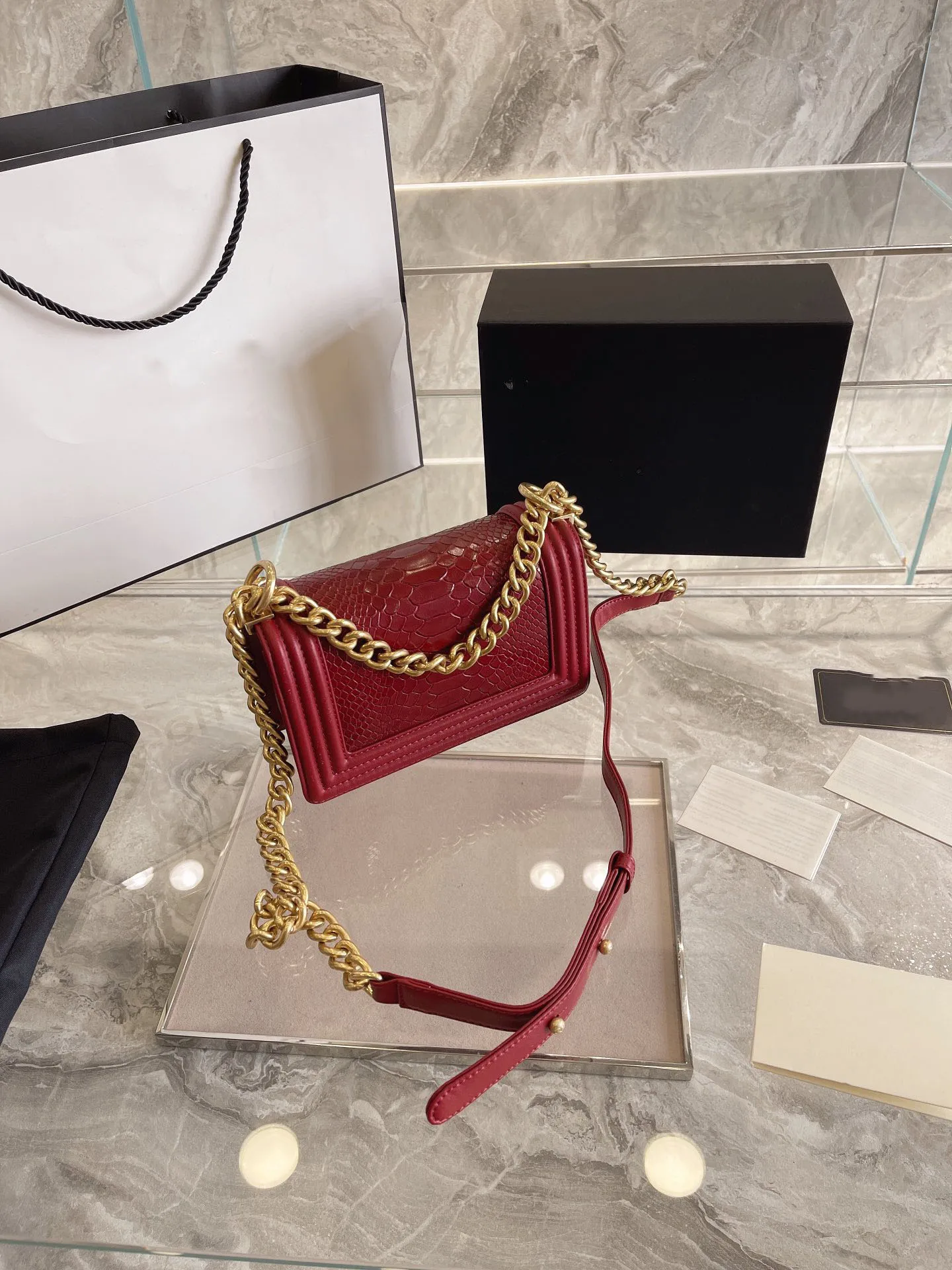 

2021 new fashion chain small square bag single shoulder slant cross girl bag