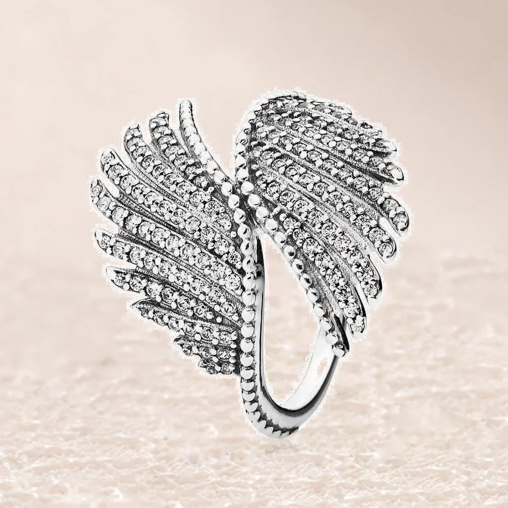

Majestic Feathers Ring 190960CZ