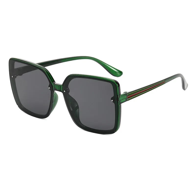 

2021 Korean Version Women Sunglasses OLOEY Large Black All-match Square Rice Nail Retro Sunglasses for Men and Women UV400 Gafas