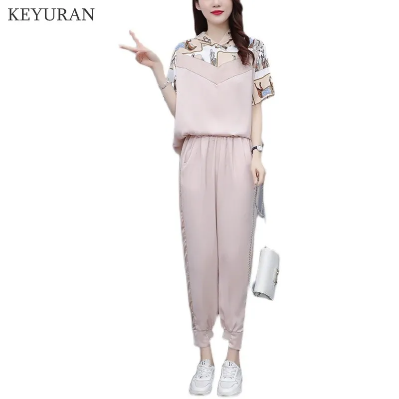 

Summer Women's Oversize Tracksuits Casual Pantsuit Set Short Sleeve Print Hooded Top Fashion Sportswear Calf-Length Pants Outfit