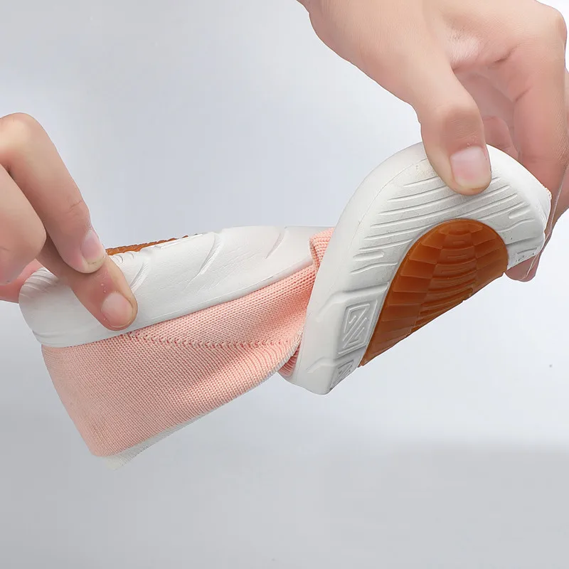 Женские кроссовки без шнуровки PINSEN на плоской подошве удобные повседневные