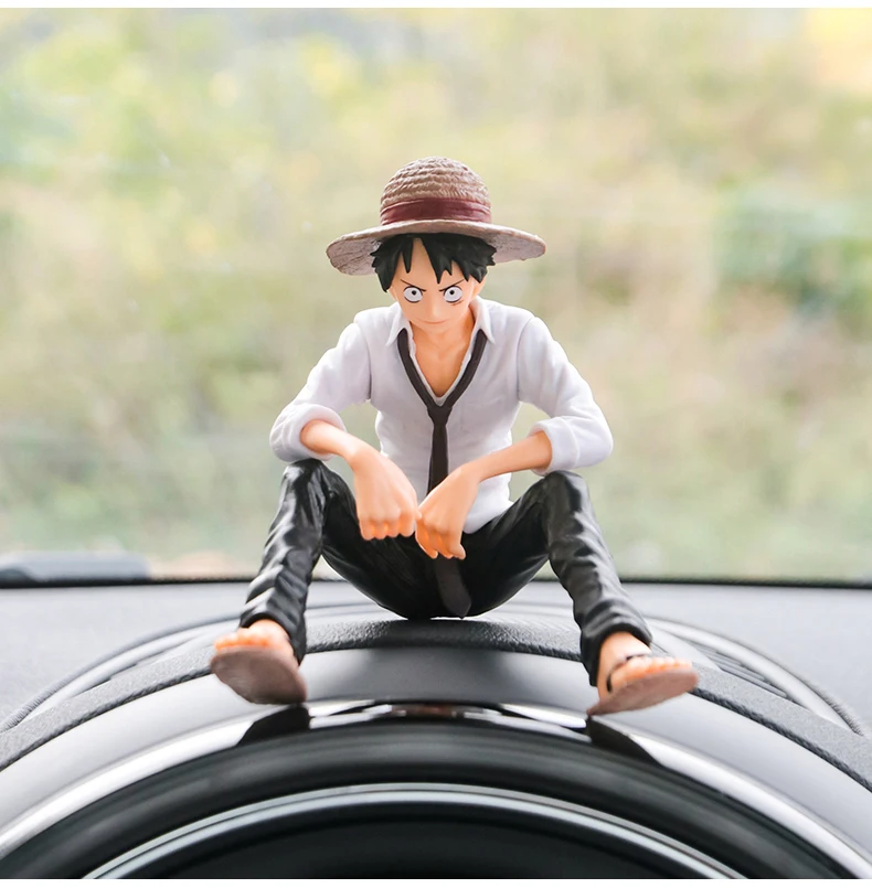 

Female Emperor Luffy One Piece Anime Character Model Hand-made Car Decoration Center Console Decoration Car Interior Supplies
