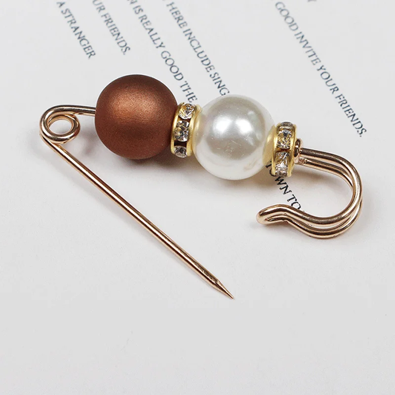 Korean Brooch For Women's Clothing Pearl Circle Gold Women Scarf Pin Cardigan Shawl Buckle Corsage Female броши женские |