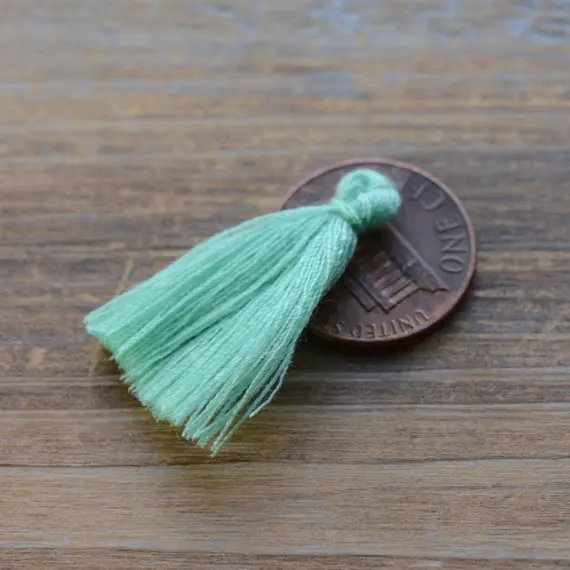 30 шт. маленькие хлопковые ювелирные изделия кисточки выберите ваши цвета мм